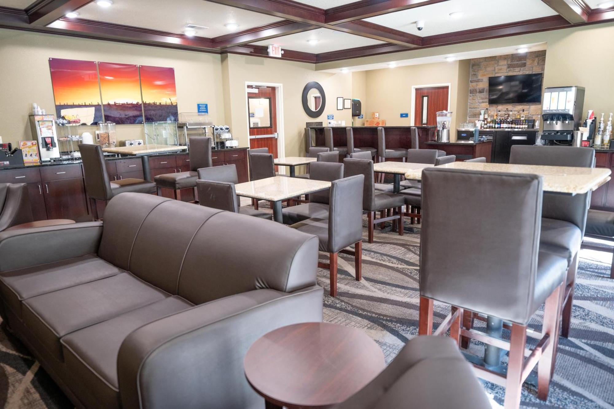 Cobblestone Hotel & Suites - Lamar Exterior foto