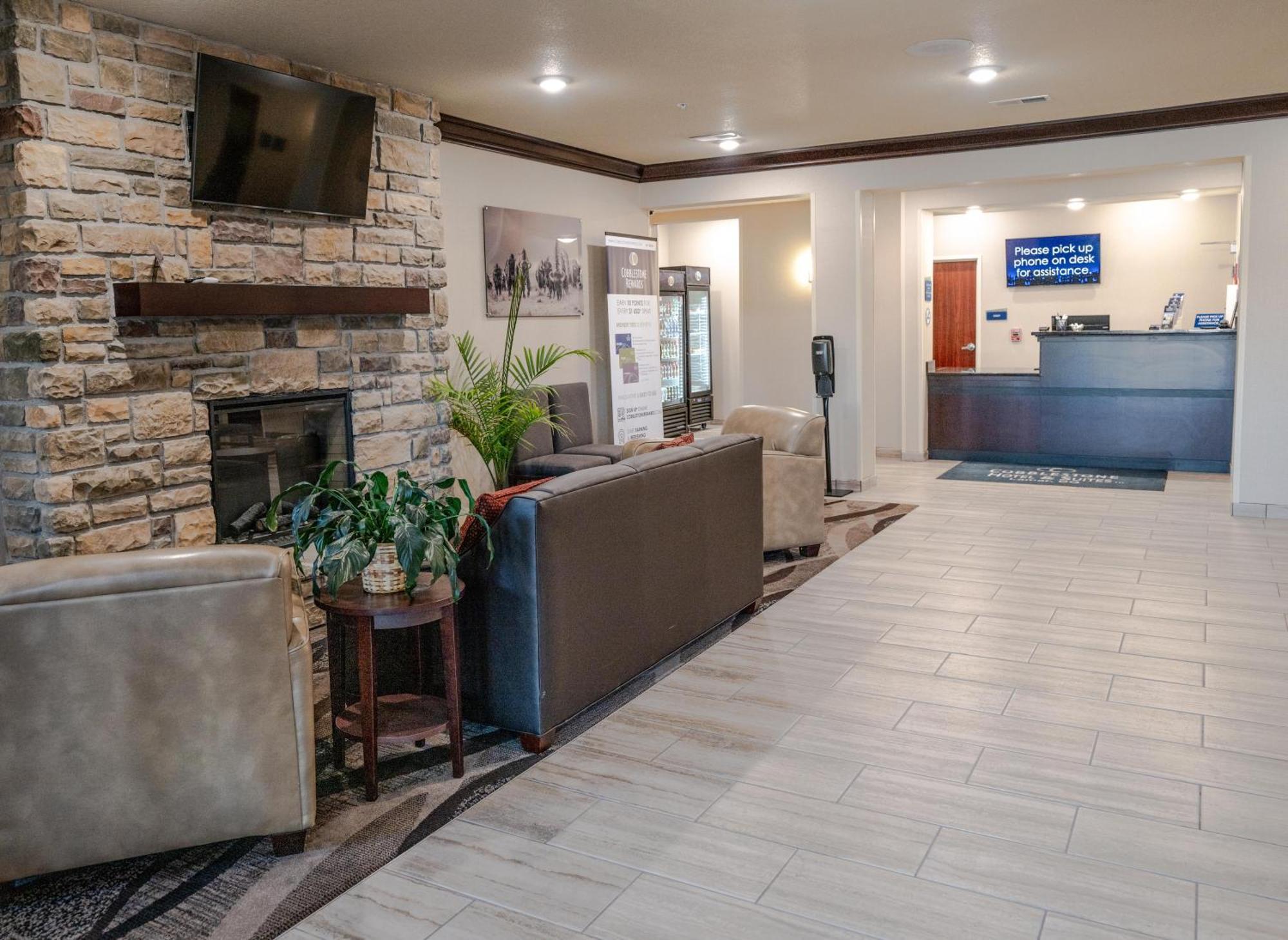 Cobblestone Hotel & Suites - Lamar Exterior foto